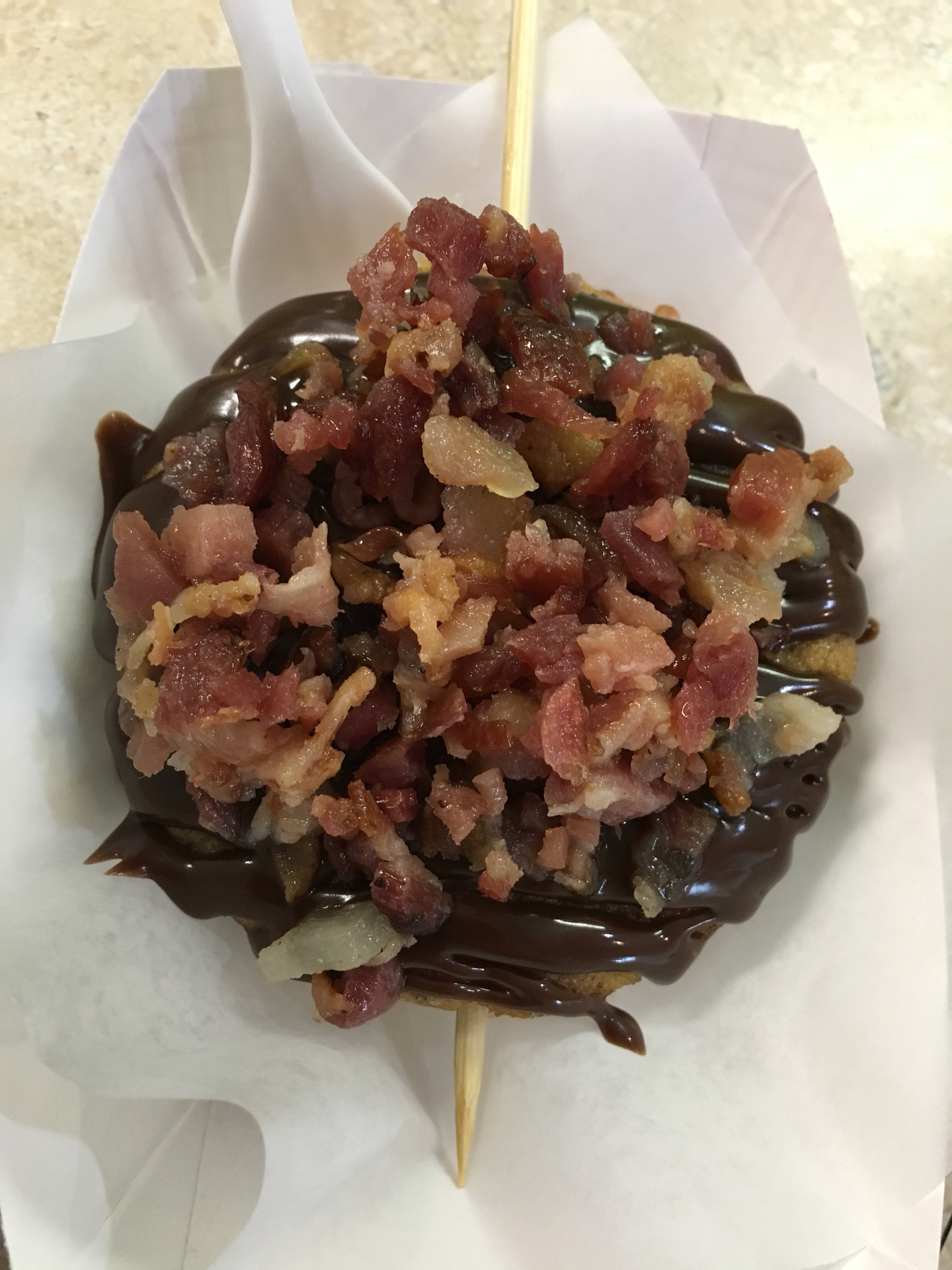 Donuts on a Stick Entrance, Duck, NC | In Search of a Scoop