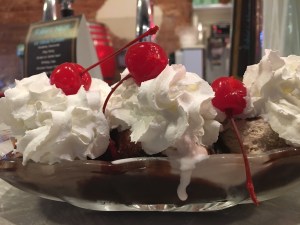 No banana split, Robin’s nest, Windsor, CO | In Search of a Scoops