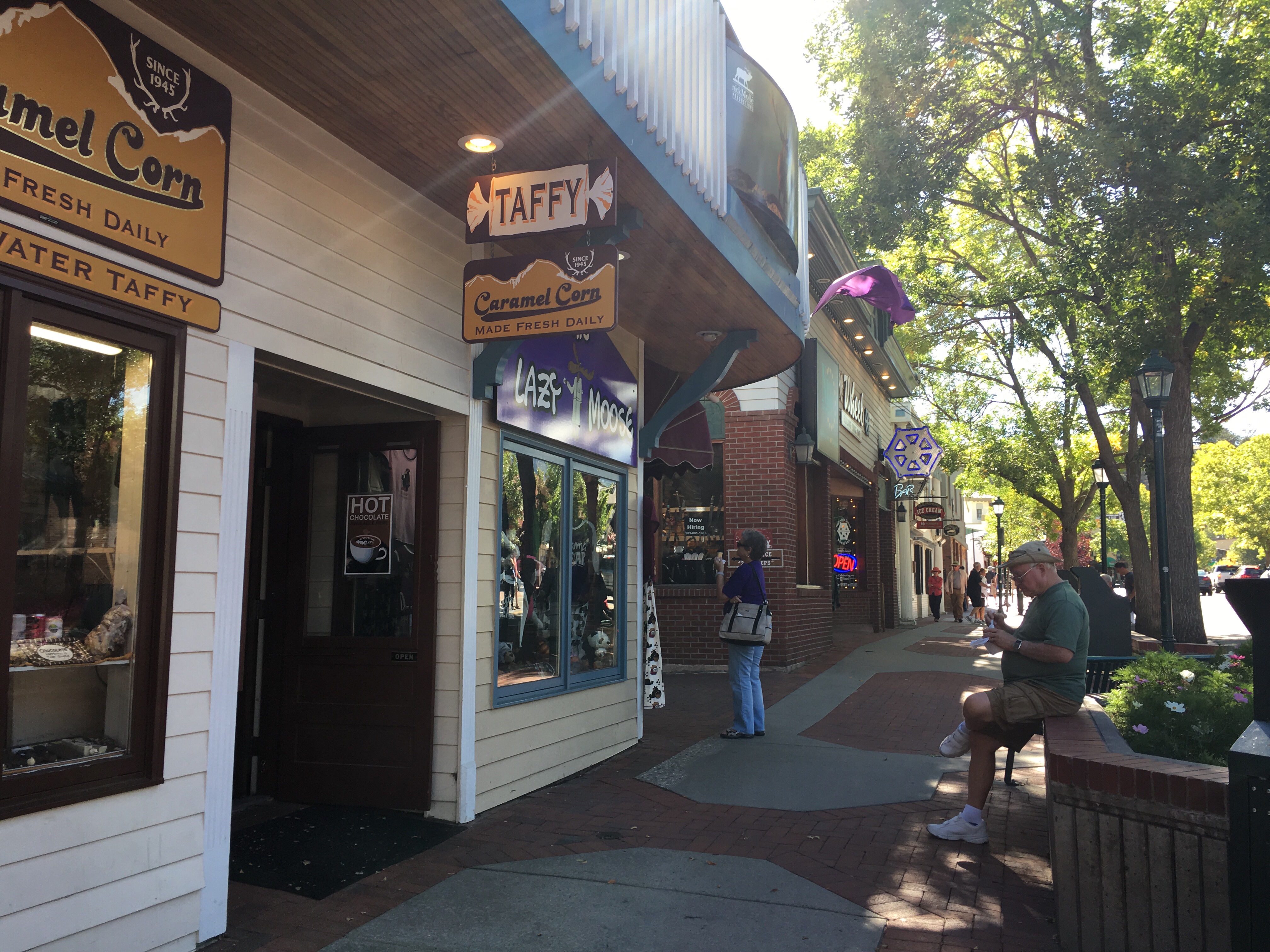 Laura’s Fine Candies, Estes Park, CO | In Search of a Scoop