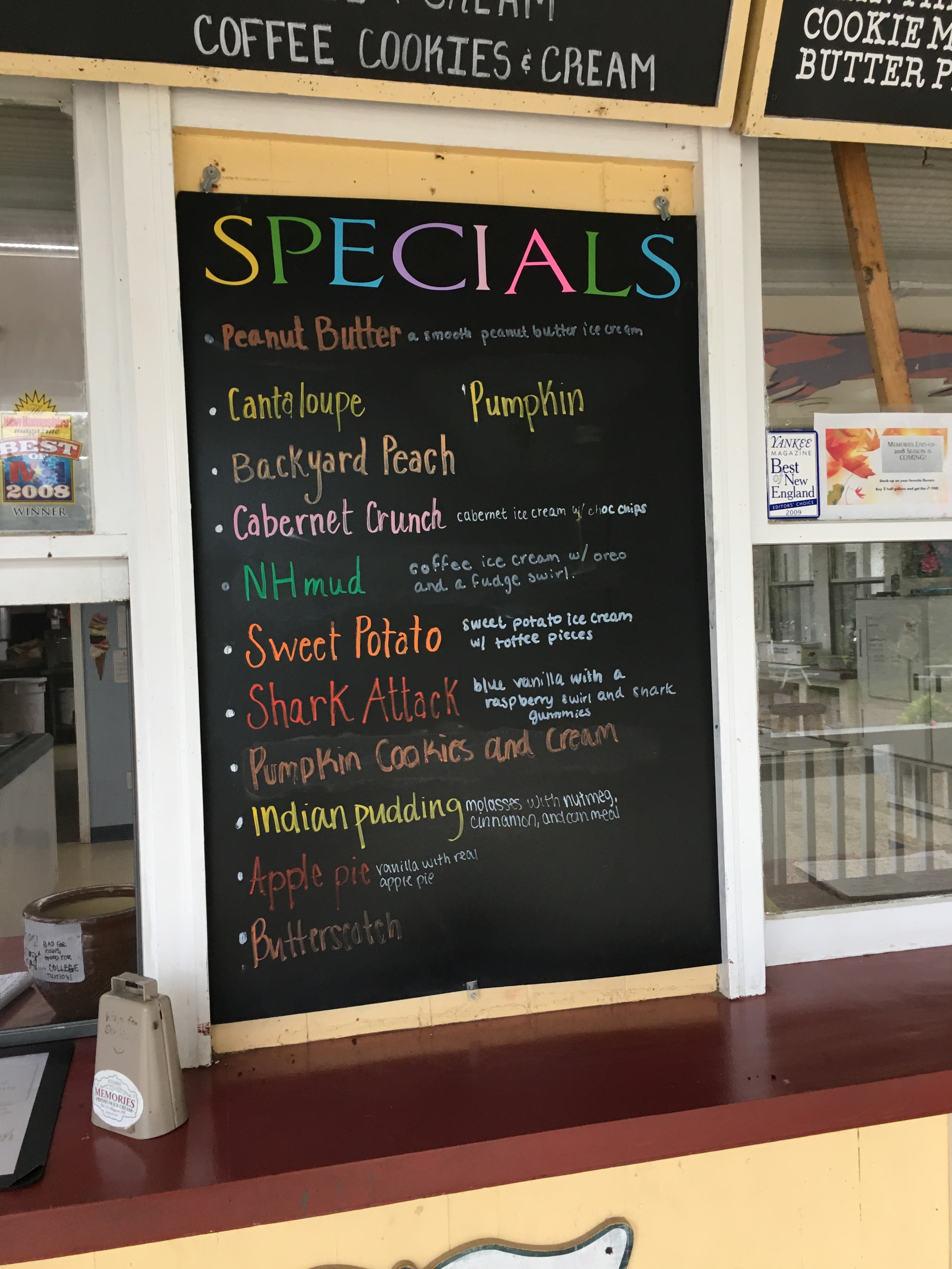 Memories, Exeter, NH | In Search of a Scoop