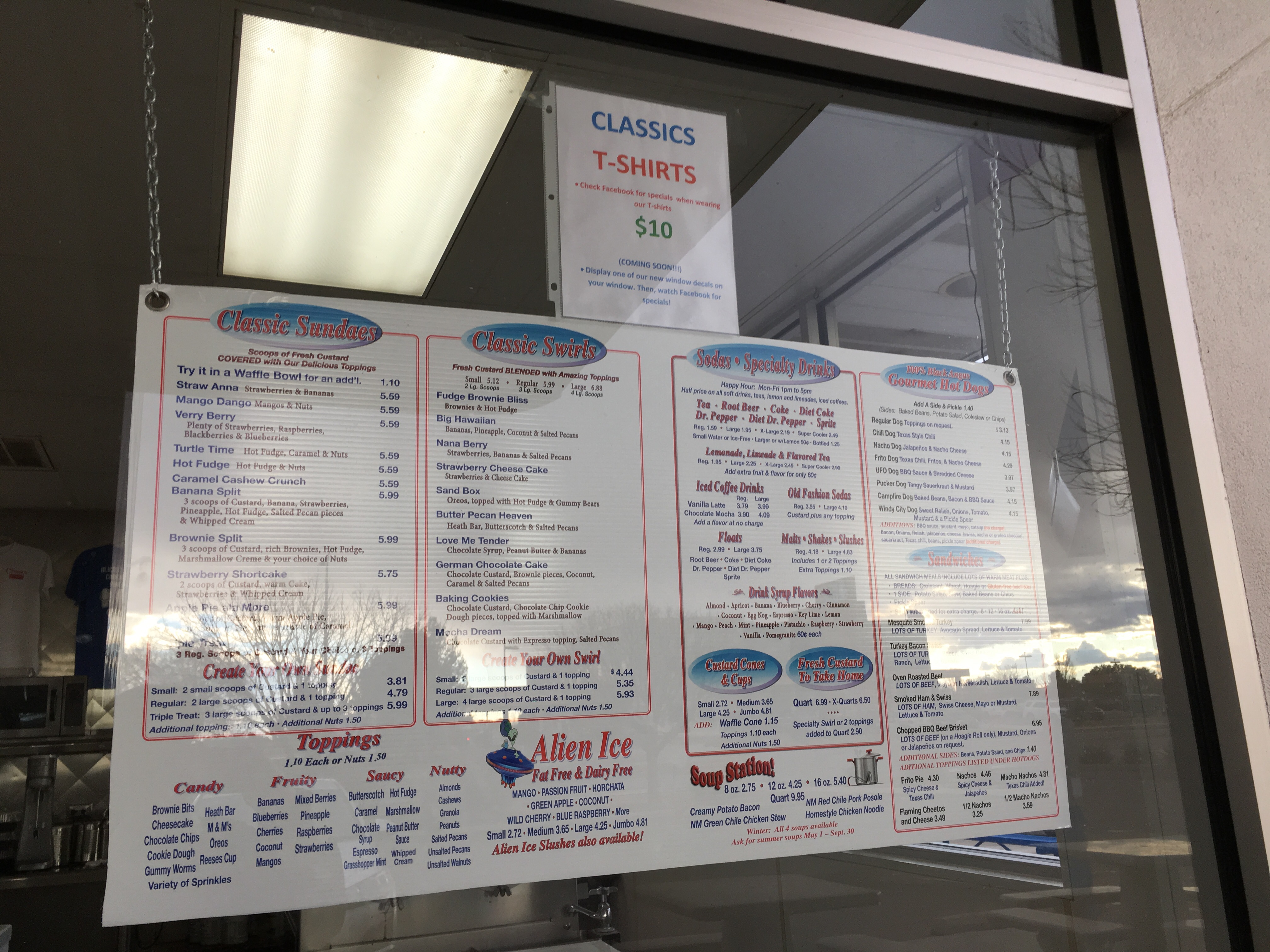 Ice cream at Classics, Roswell, NM | In Search of a Scoop