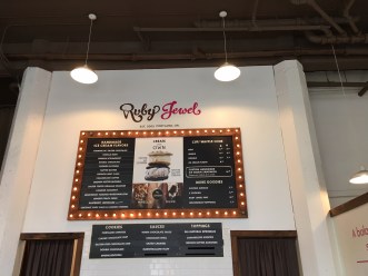 Ruby Jewel, Portland, OR I In Search of a Scoop