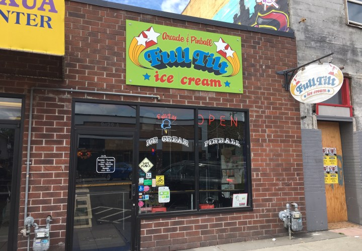 Full Tilt, Seattle, WA I In Search of a Scoop